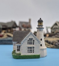 Maßgeschneidert Spur T 3mm Maßstab 1:450 Modelleisenbahn Küsten Leuchtturm bemalt Diorama