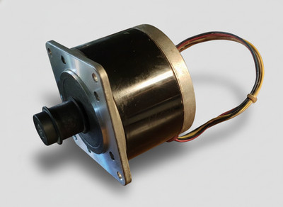 Schrittmotor Oriental Motor Nema 34   0,72°/ 500 Schritte   Made in Japan