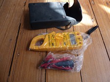 Maplin m400d digital clamp meter