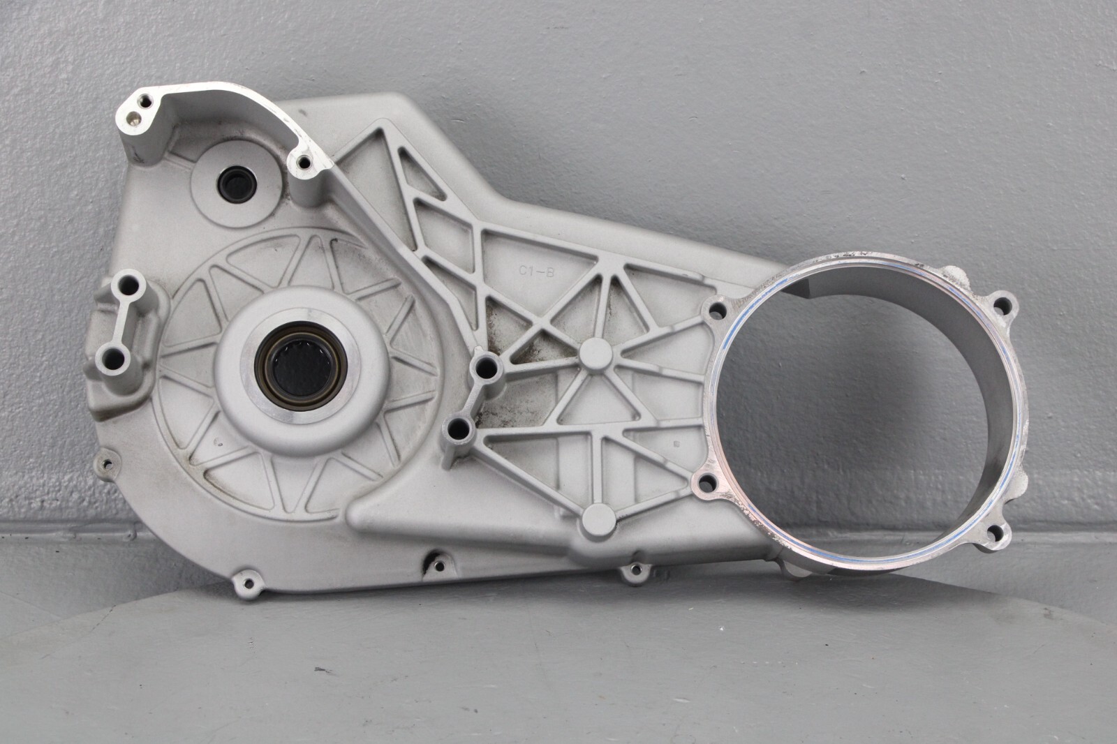 2005 Harley Softail CVO SILVER Inner Primary Clutch Cover Housing 3610