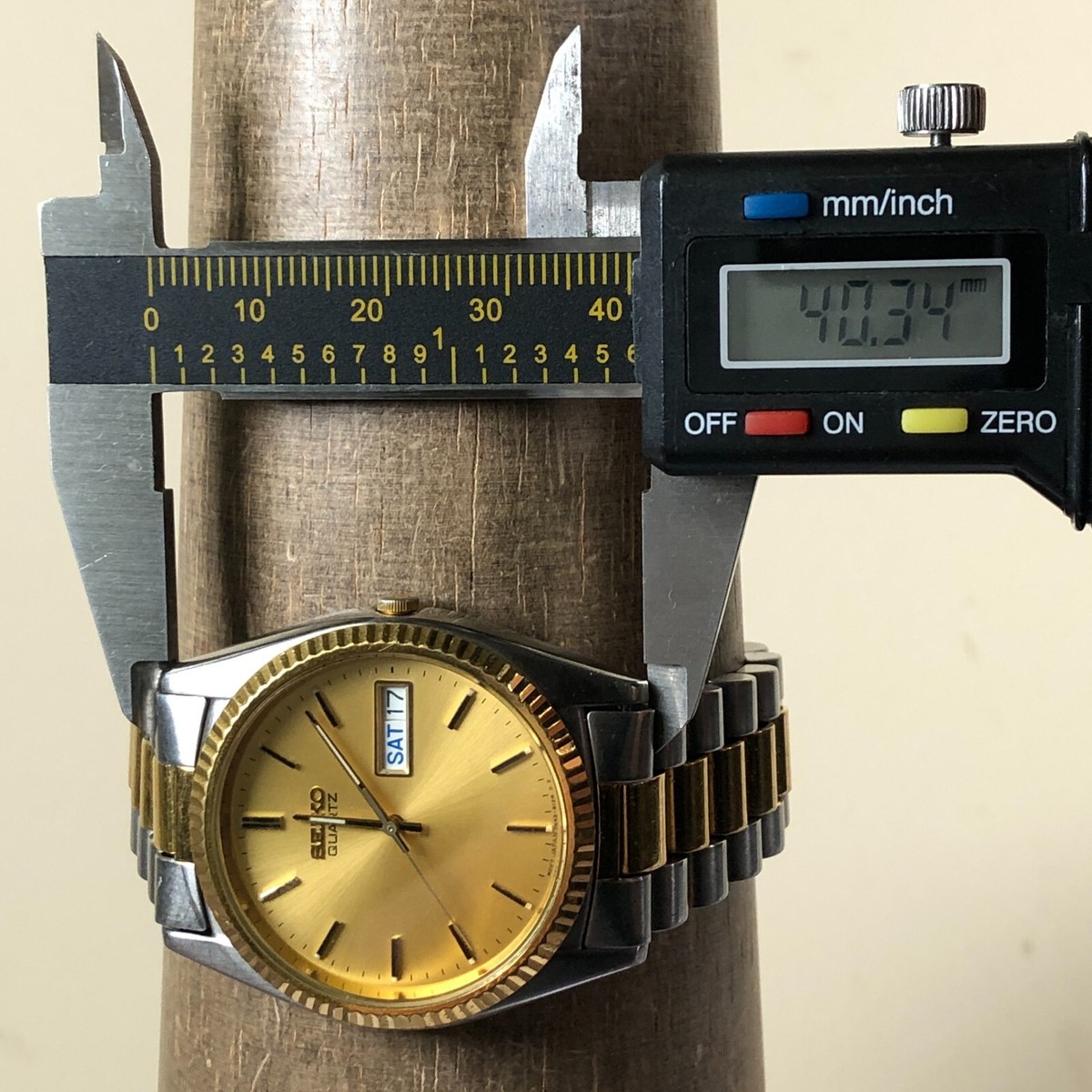 SEIKO セイコー ブレスウォッチ 2Pカラーストーン ルビー ゴールド Vintage Seiko President Men 7N43-8111 Two Tone Quartz 34mm Watch 7