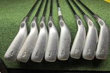 Callaway Big Bertha 2006 Iron Set 4-8, PW, SW, GW UniFlex Steel Shafts Mens RH