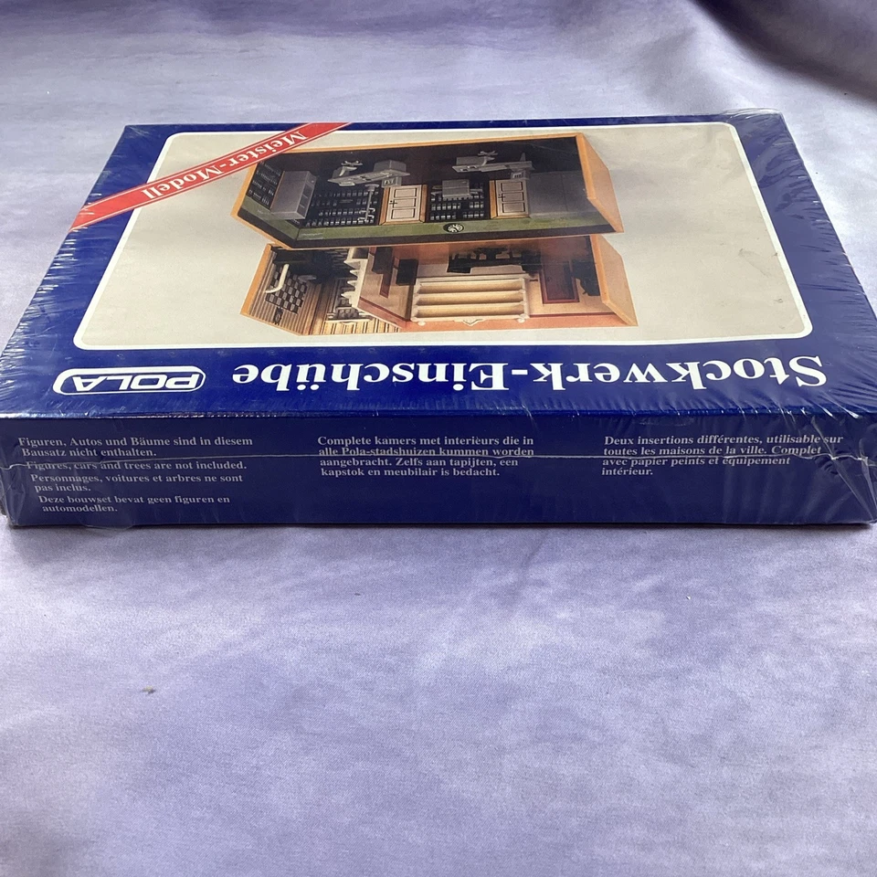 Pola 109 HO Scale Townhouse Room Inserts Building Kit - Image 3 of 4