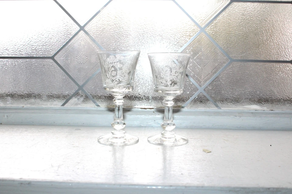 2 Fostoria Willow Cordial Schnapps Glasses - Image 4 of 4