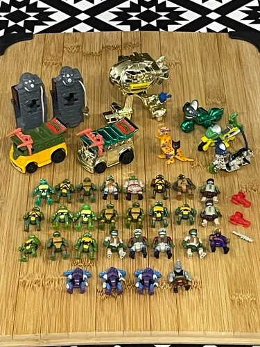 Mini Teenage Mutant Ninja Turtles TMNT Lot 28 Figures Vehicles & More VTG 1990s