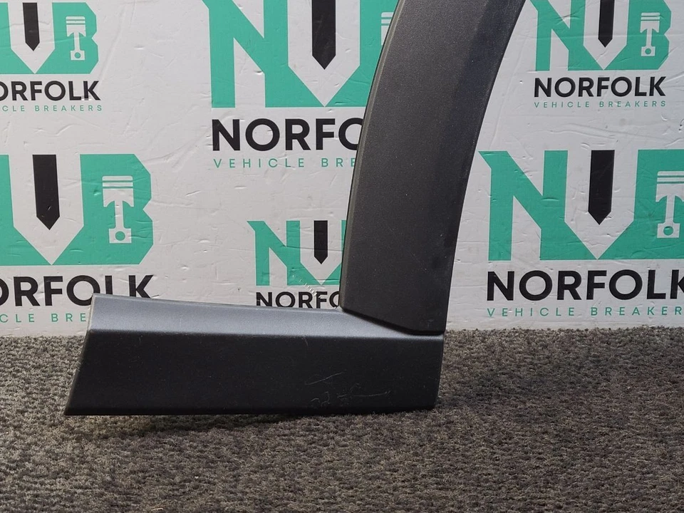 Ford Mustang Mach E Right Front Wheel Arch Trim LJ8BR16D238ADW - Image 2 of 4