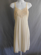 Wonder Maid Full Slip 34 Women's Ivory Full Slip Nightgown Style 2910 S Size 34