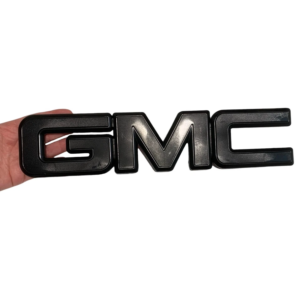 Emblema de parrilla delantera GMC negro para Savana Sierra Yukon Envoy Foto 4 de 4