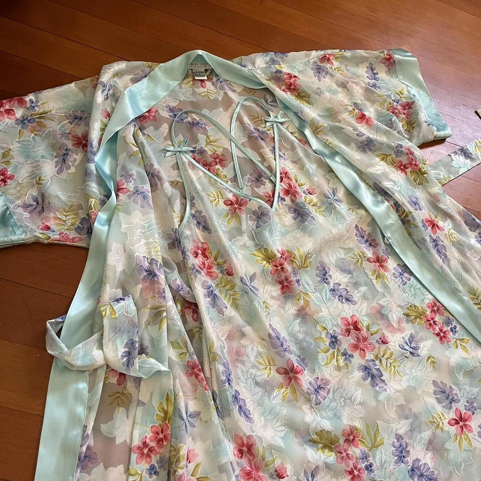 Conjunto de bata y braguita floral azul Morgan Taylor vintage años 90, talla pequeña Foto 2 de 4