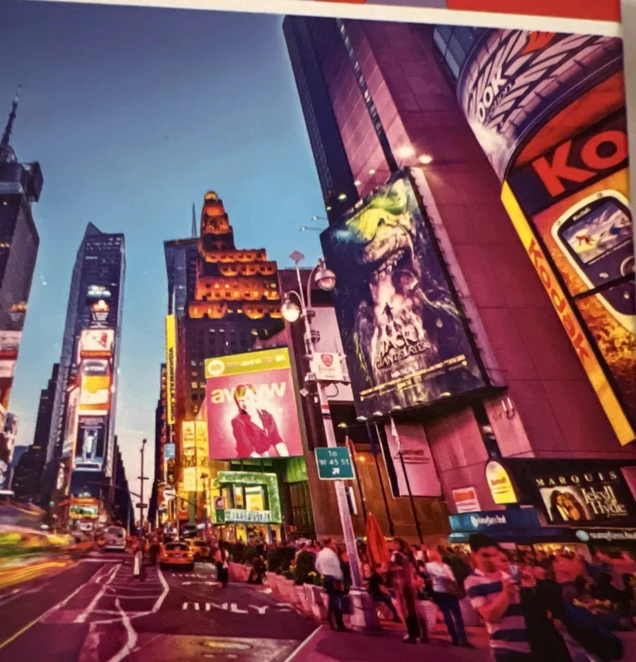 CraZArt PuzzleBug 500 Piece jigsaw puzzle (Times Square, New York City) - Image 4 of 4