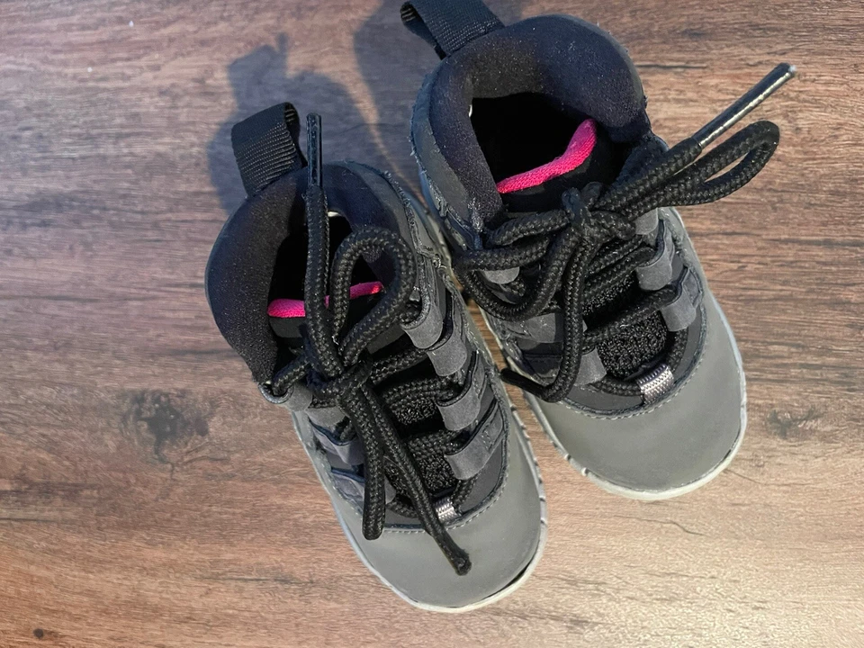 Jordan 10 Retro (PS) Dk Smoke Grey/rush Pink-black EUC Mint Condition Size 4C US - Image 2 of 4