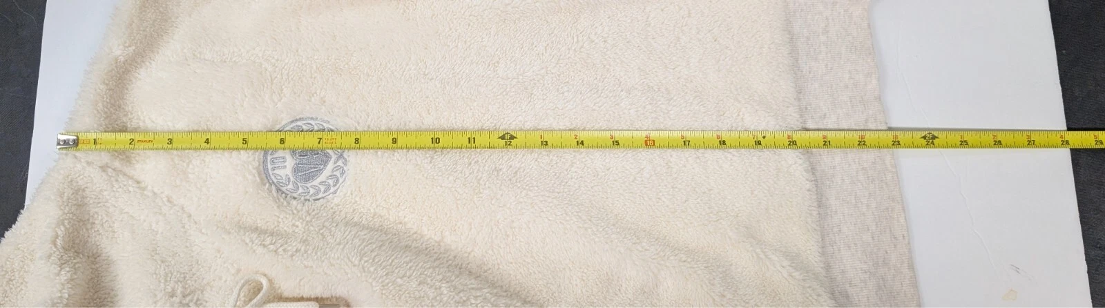 UNDERCOVER Felpa con cappuccio Victoria's Secret in pile bianco grana taglia M