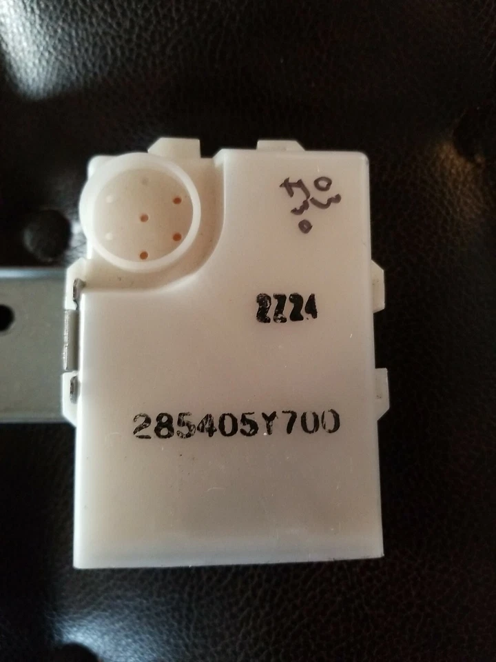 Nissan Máxima Infiniti i35 2002 módulo de control de temperatura relé 28540 5Y700 fabricante de equipos originales Foto 2 de 4