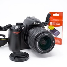Nikon D5000 12.3MP DSLR Camera + 18-55mm Lens Kit - Great Condition