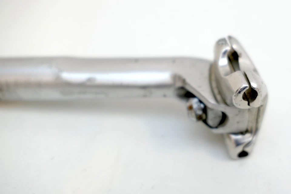 Shimano Dura Ace SP-7400 Aero Seatpost for Road Bike 27.2mm (J) - image 4 of 4