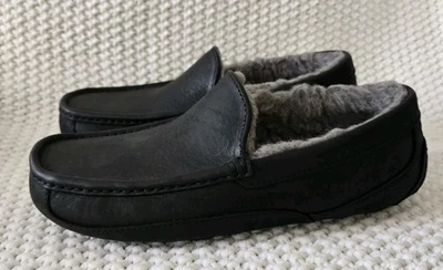 UGG Ascot Matte Slippers Men's 1103889 Wool Lining Size 8 NEW - Image 1 of 4