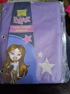 Bratz Notebook -  unused  - PLUS Happy Charmz Skullz Pencil Set