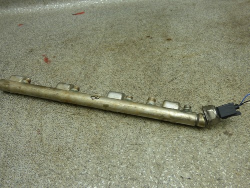 Einspritzleiste R recht 7537319 151T BMW F01 F04 ActiveHybrid 7 750i 10.1540.293