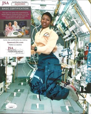 MAE JEMISON SIGNED NASA ASTRONAUT 8X10 PHOTO USA - JSA COA