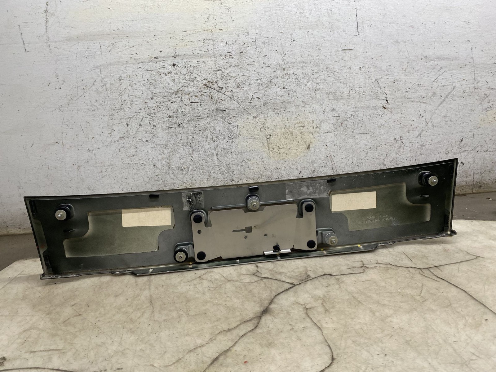 2020-2025 ASTON MARTIN DBX OEM REAR ROOF MOLDING TRIM COVER PANEL MY83-C50202