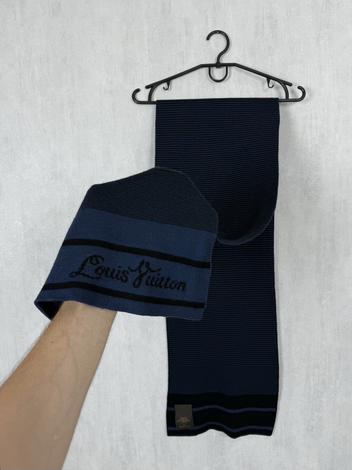 Louis Vuitton Wool Scarf 173x30cm Luxe Winter Accessory