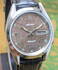 Rare Vintage Seiko 5 Automatic Day Date Movement No. 7009A Japan Made Mens Watch