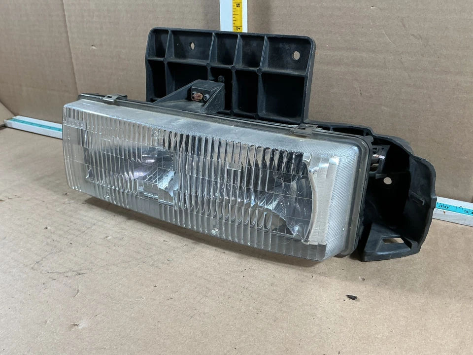 Conjunto de faros laterales del conductor izquierdo Chevrolet Astro 1995-2005 16518493 Foto 2 de 4