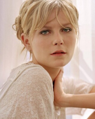 KIRSTEN DUNST 8x10 PHOTO *