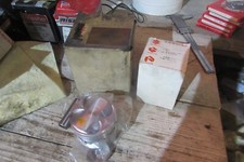 NOS SUZUKI GSX250 GS250 PISTON AND PIN 59.5MM 12102-11840 WR