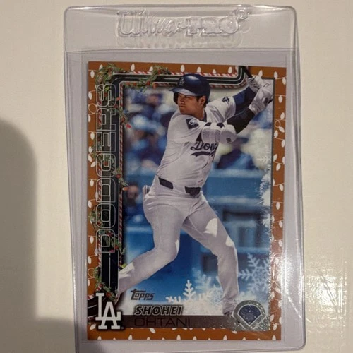 Topps 2024 Holiday Shohei Ohtani #H200 Los Angeles Dodgers Baseball Card