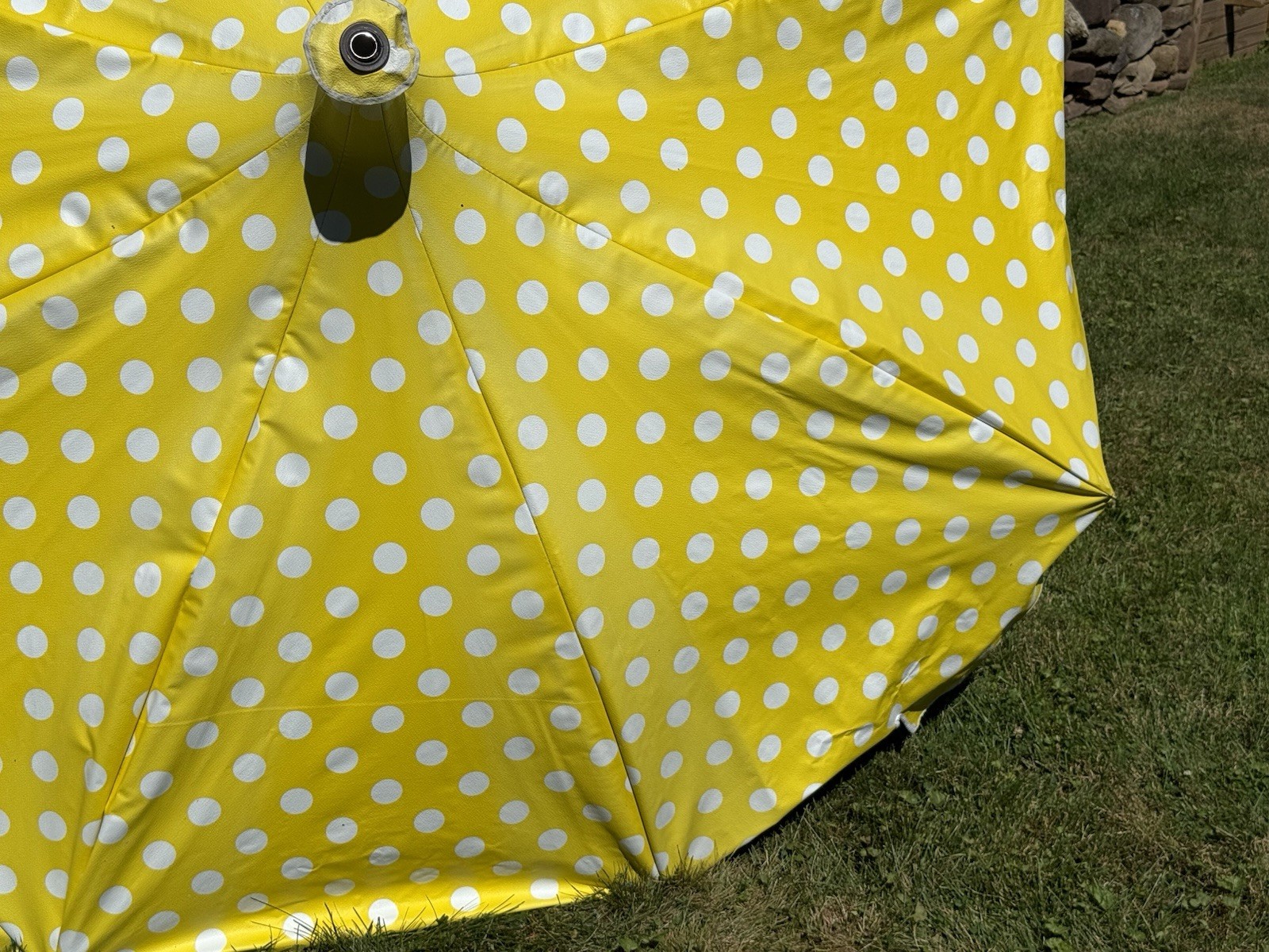 Vintage MCM Vinyl Tilting Finkel Aluminum Patio Umbrella Yellow Polkadots 8ft