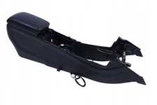 MERCEDES CLA W117 AMG 2014 Mittelkonsole Armlehne A1766801200