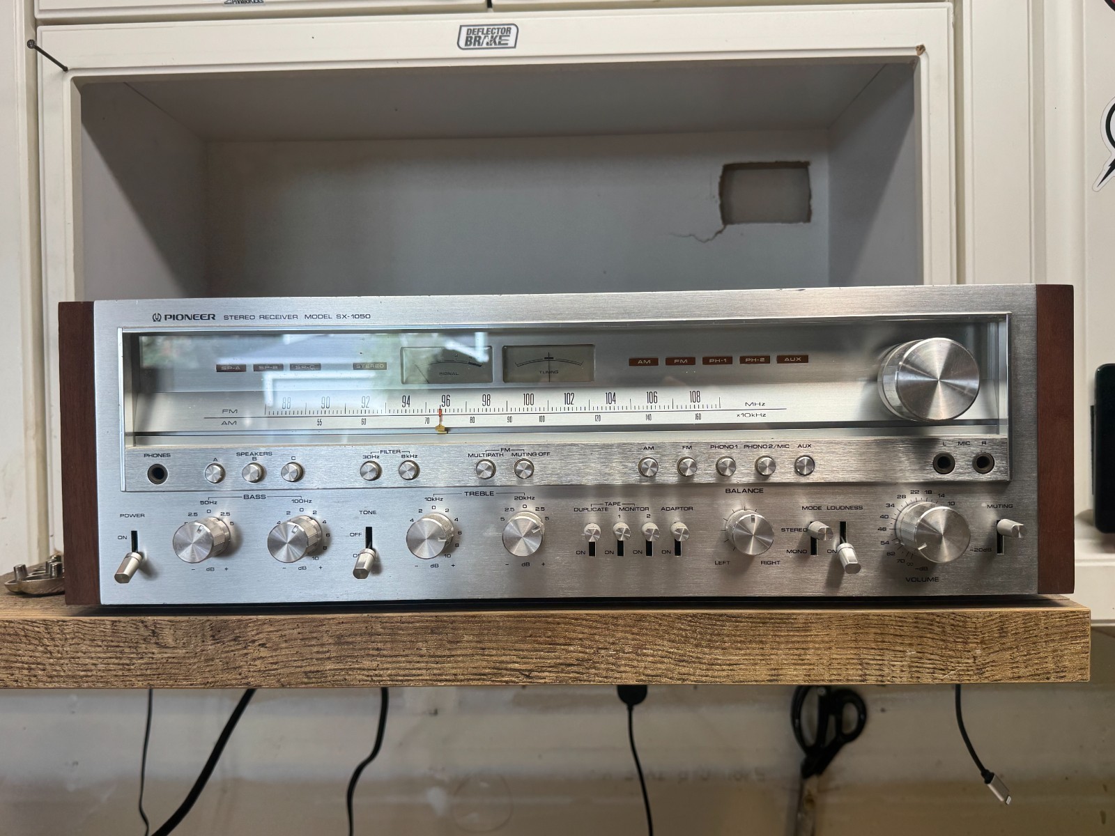 VINTAGE PIONEER SX-1050 RECEVIER