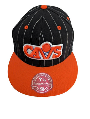 Mitchell & Ness Embroidred Cleveland Cavaliers Fitted Hat Pinstripe Sz 7  3/8