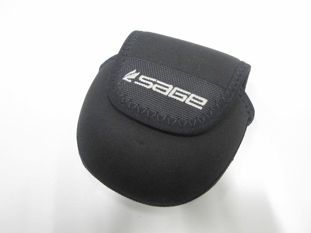SAGE FLY REEL CASE 12 CM IN HEIGHT, 12.5 CM IN WIDTH, AND 2 