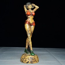 Exquisite Painted Small Leaf Boxwood Beauty Ornament
