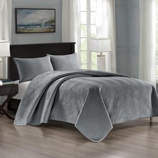Pointehaven Chevron Design Oversized Velvet 3 pc Silver Grey Quilt Set, Full/...