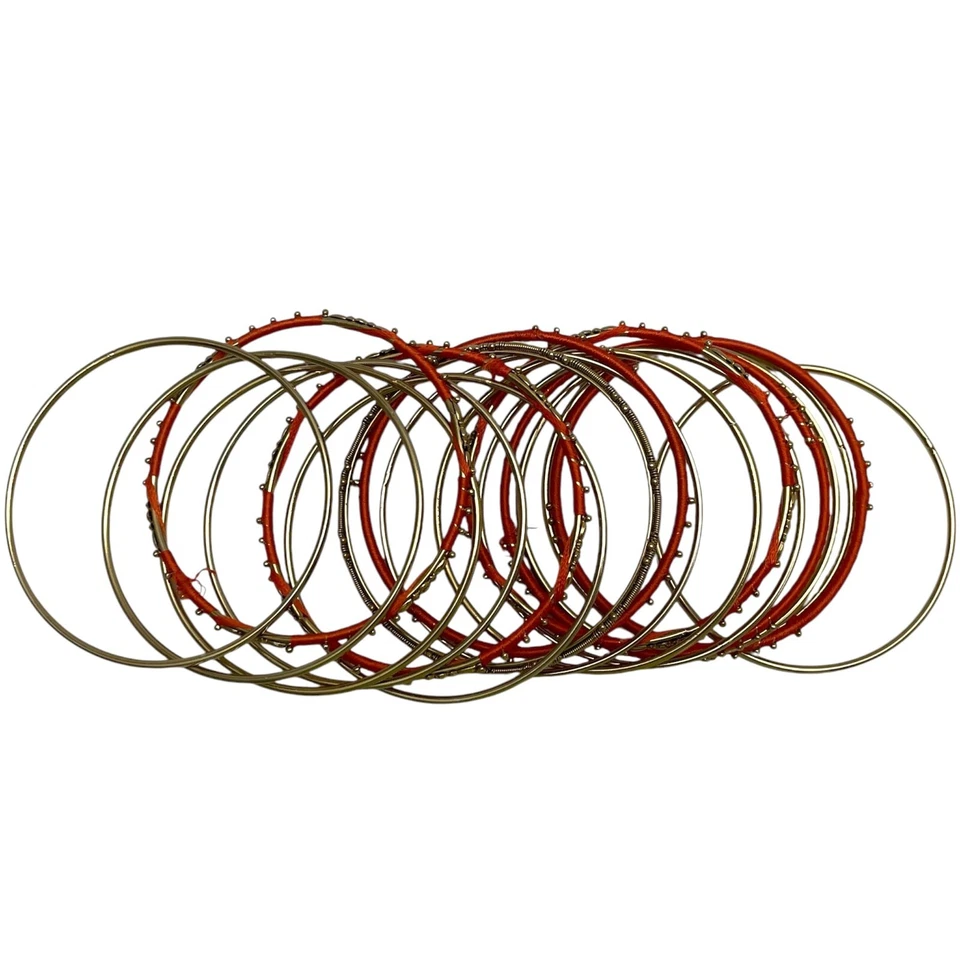Conjunto Brazalete Brazalete Amrita Singh Tono Dorado Envuelto Hilo Naranja 18 Pulseras Foto 3 de 4
