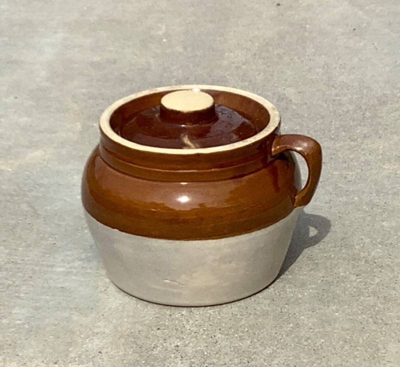 Vintage USA Marked Two Toned Glazed Pottery Bean Pot with Lid Single Handle