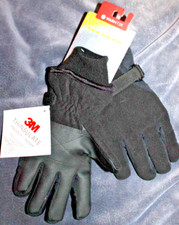 NWT Boys Tek Gear Warm Tek Winter Microfleece Gloves Size M/L 8/20 Black