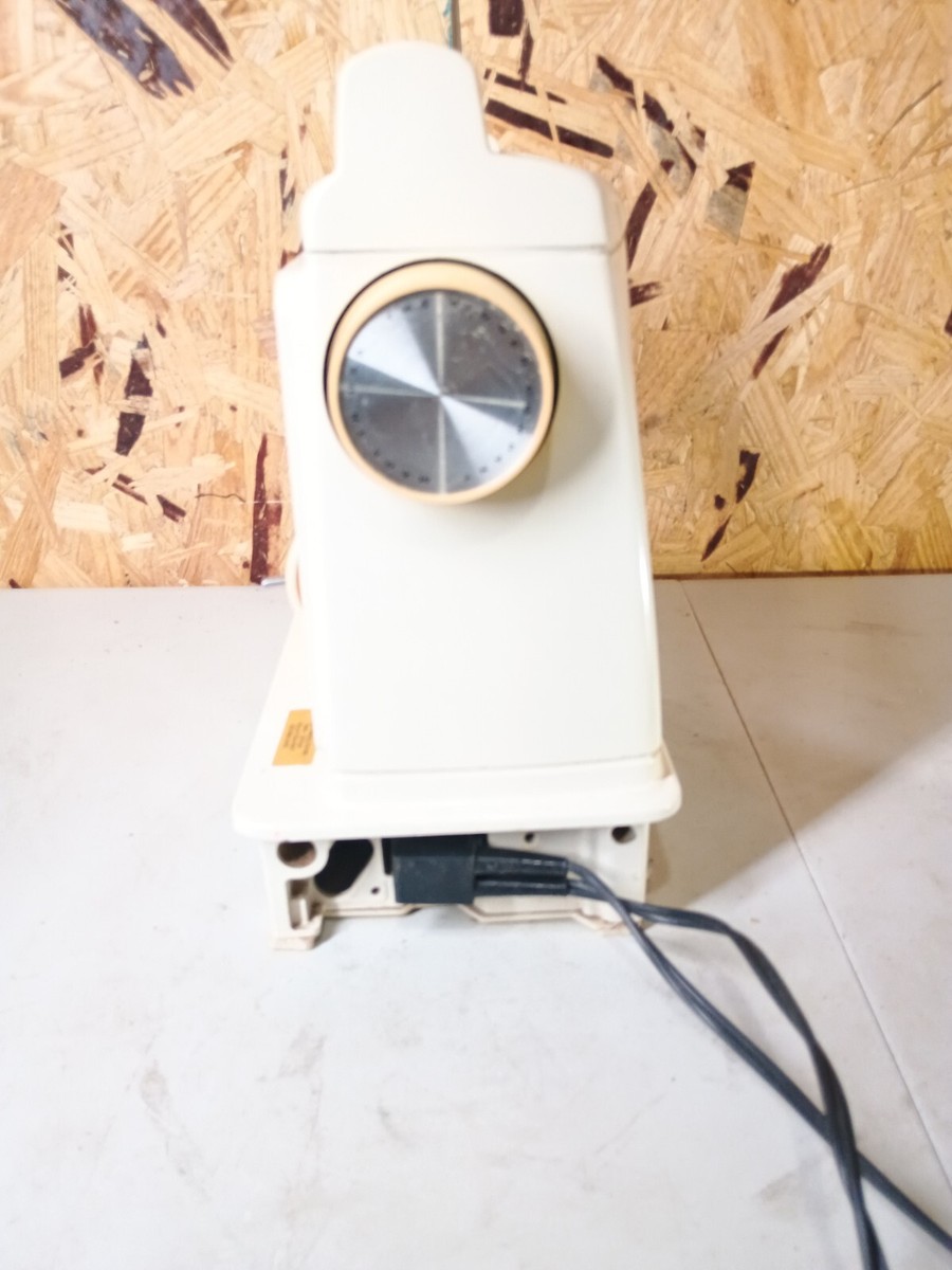 Vintage Singer Zig Zag 758 Sewing Machine w/ Foot Pedal
