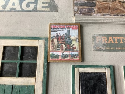 ZUBEHÖR PASSEND ZU MAMOD GARAGE/SCHEUNE HANDGEFERTIGTE TRAKTIONSMOTOREN WANDSCHILD Z355