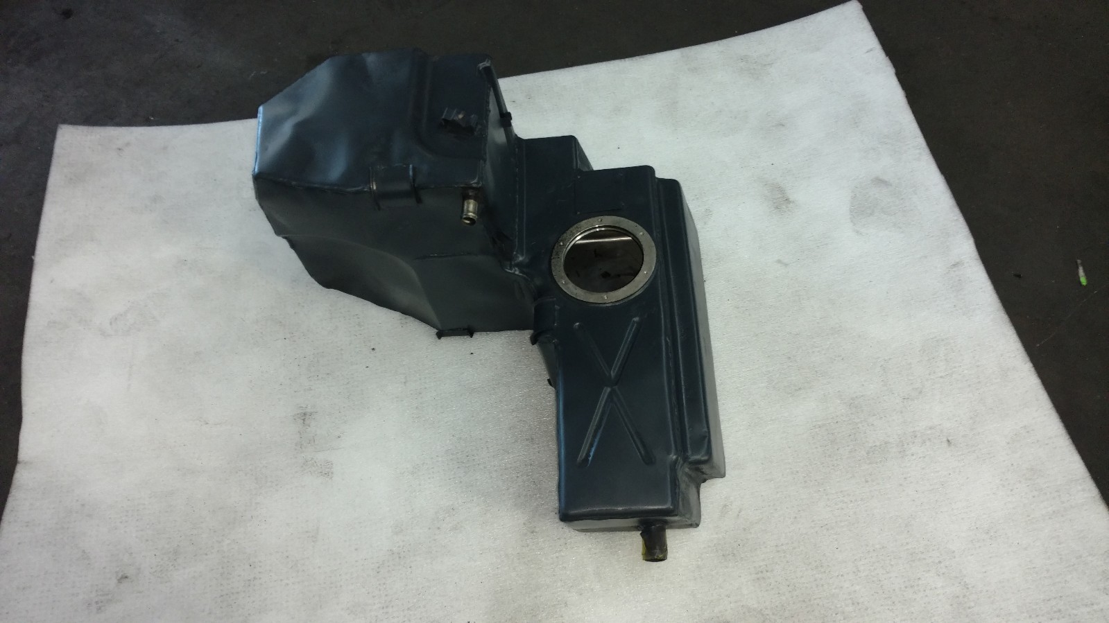 LAMBORGHINI GALLARDO SPYDER DRIVER LEFT SIDE FUEL GAS TANK OEM 407201075A