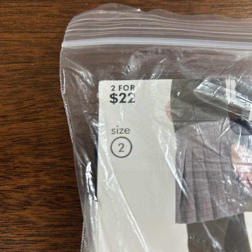 HUE Women's Opaque Sheer to Waist Tight - U4689P Size 2 Navy NWT - Image 2 of 4