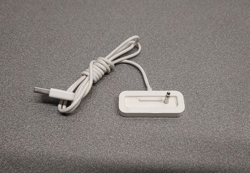 Apple iPod Dock for Shuffle 2nd Generation (MA694G/A) - White