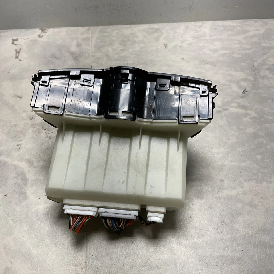 Unidad de control climático calefacción aire acondicionado Hyundai Veloster 2011-2017 97250-2V380 Foto 3 de 4