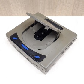 SEGA SATURN JAPANESE CONSOLE Bundle with 2 Controllers 8 Games & Memory