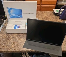 UPERFECT 18.5" 120Hz Portable Monitor Ultra Slim 100% sRGB 1080P USB C 3.1 HDMI