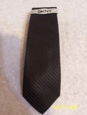 DKNY BLACK STRIPED TIE NEW 2.75" At Widest
