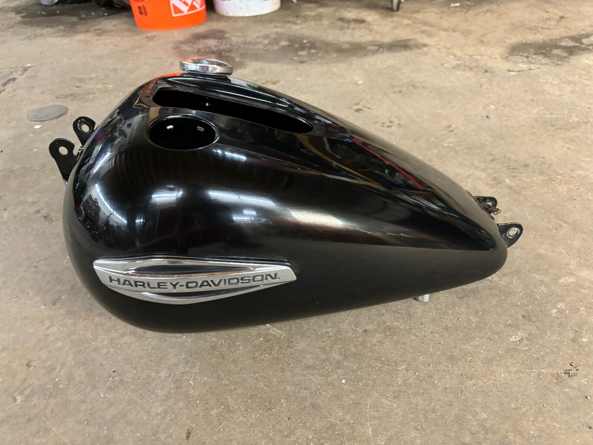 2014-2017 Harley-Davidson Dyna FXDL Lowrider Gas Fuel Tank